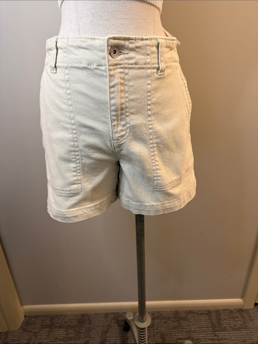 Sanctuary Cream High-Rise Utility Shorts
